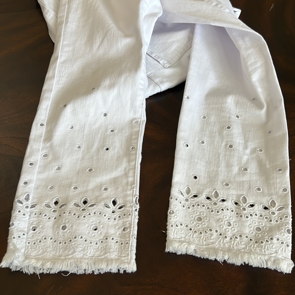John Mark Floral Eyelet Embroidered Fringe Hem Straight Leg Jeans. - Picture 11 of 12